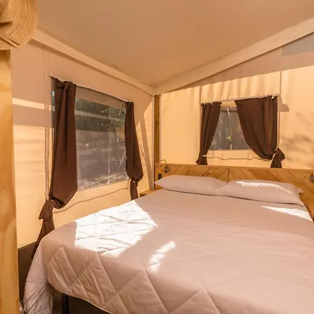 Holiday park Le Lenze Don Mimi Glamping *